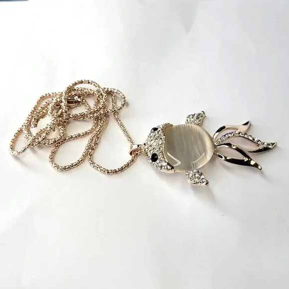 Fish Pendant Necklace - Picture 10 of 12